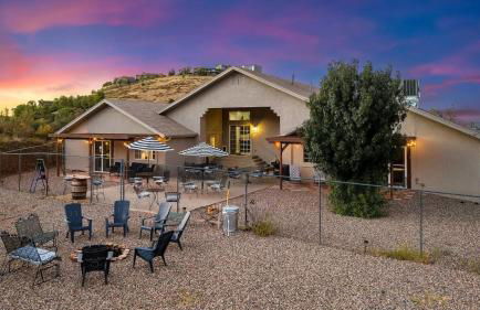 Lynx Lake Lux 6-BR HouseSleeps 22Hot TubGame Rm - Foto 125