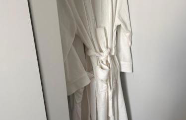 Stylish One Bed Flat in Paddington Pool and gym next door Free secure underground parking nearby - Foto 24