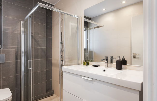 Cape Sea View Residence - Photo 18