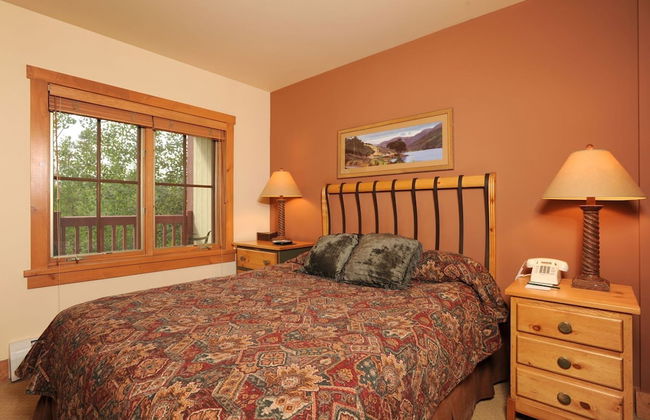 Expedition Station Condos by Vail Resorts - Photo 20