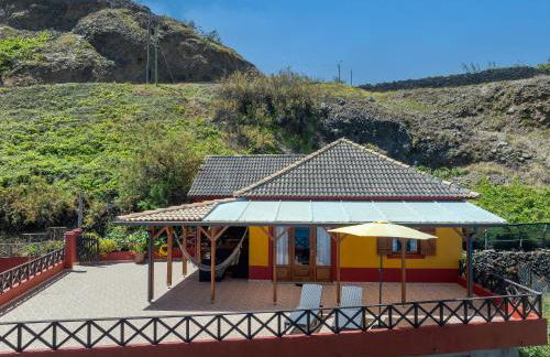 Maiata Beach House by Holiday Rental Madeira - Photo 11