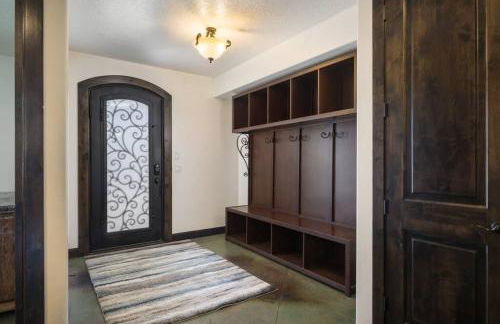 Luxury Downtown Rental (Hot Tub/Pet Friendly) - La Dolce Vita Villas #11 - Foto 9