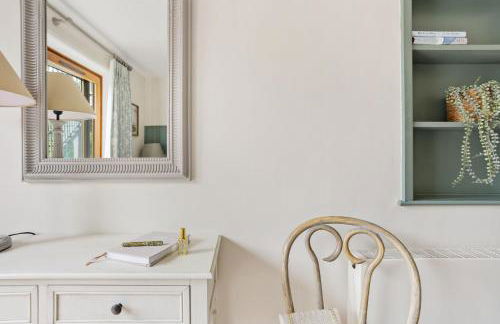 Rocket House - Large family home perched above the river - Foto 26