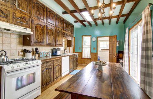 Monument Retreat - Walk to Local Dining and Shopping - Foto 2