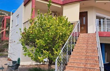 Up on the hill - Foto 13