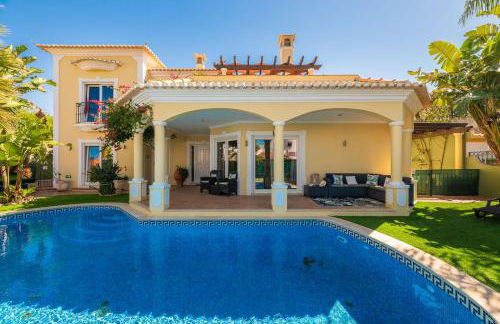 Oásis Tropical, Jardim e Piscina! - Foto 3