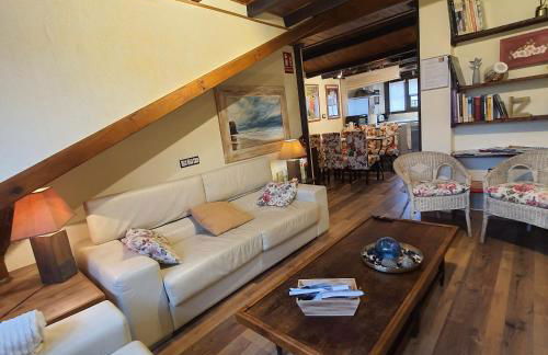 El Arcángel de Santillana del Mar - Foto 6