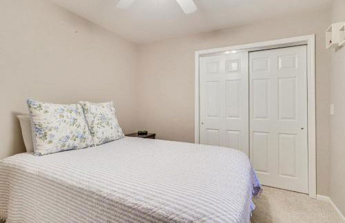 Lake of The Ozarks Condo with Pool in Camdenton - Foto 14