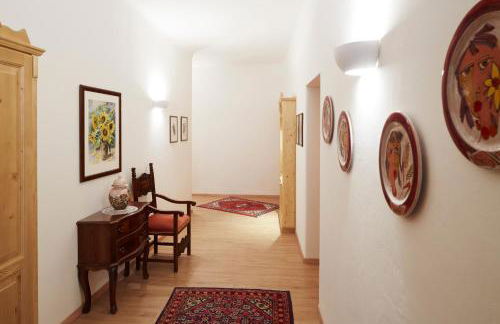 Kreuzwegerhof Nals - Historic Nature Stay with Pool near Meran & Bozen - Photo 48