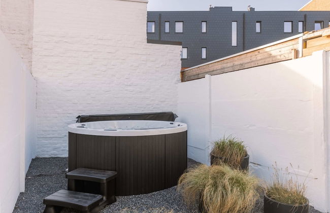 House K in Kortrijk With 2 Bedrooms and 2 Bathrooms - Photo 3