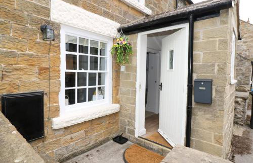 Gritstone Cottage - Photo 2