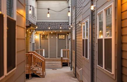 Hart Suite Buyout 7 by Avantstay Two Nashville Town Houses w/ Stunning Amenities & Design - Foto 44