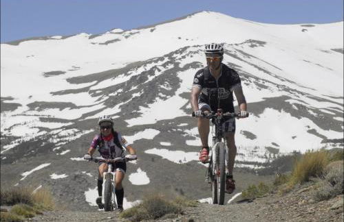 TODOSIERRANEVADA - Dúplex 4 Dormitorios - VISTAS ESPECTACULARES A LA MONTANA - Foto 134