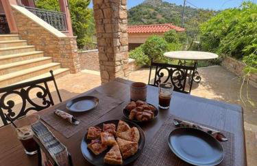 Villa Ioanna Oxylithos, Kymi - Photo 11