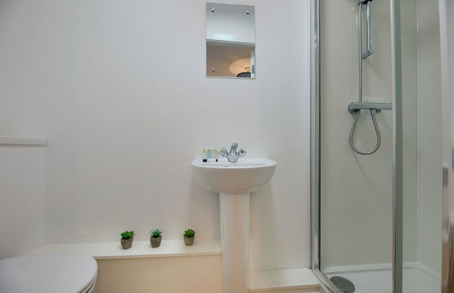 Charltons Bonds Apartments - By Week2Week - Foto 46