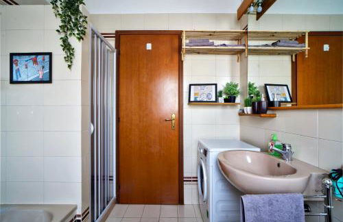 Casa Zoe Apartment Free parking,self check in & free wi fi - Photo 20