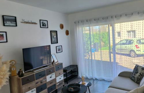 Joli gîte indépendant 2 à 4 personnes, au calme, serviettes & draps fournis, wifi, climatisation, parking gratuit - Foto 2