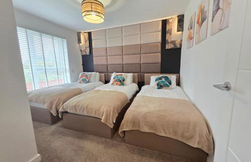 Entire Spacious 3-Bed Family Home, City Centre, Free Parking, Garden - Foto 19