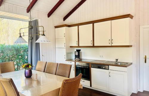 Ferienhaus Bungalow Schloss Dankern, Emsland - Photo 2