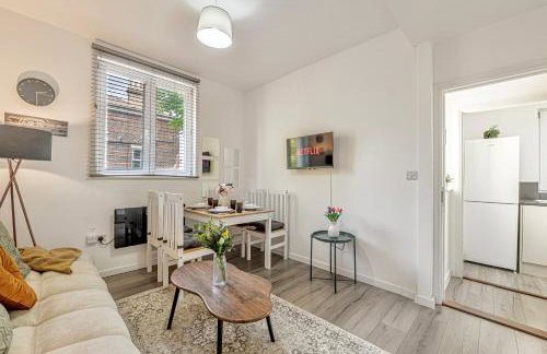 Large One Bedroom Apartments Southsea Sleeps 3 - Free Parking - Foto 35