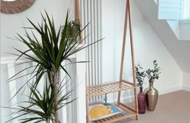 Seapink, Kingsand; luxury Cornish cottage with seaviews, bbq & paddleboards - Photo 24