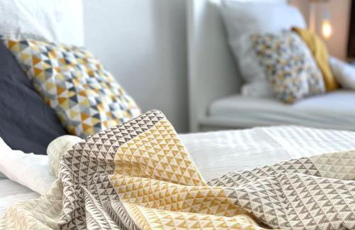 Große 80qm 3 Zimmer Wohnung, nahe Messe & Klinikum, 2x 55" Smart TV, Netflix, Keyless - Foto 19