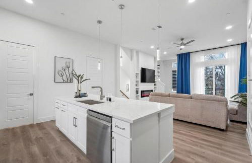 Upscale 2BR Hideaway, Ensuite Bliss, Pet-Friendly - Foto 22