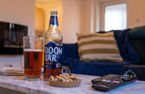 Franklin House 2 bed, king bed, parkingx2, workspace, wi-fi, corporates - Foto 10