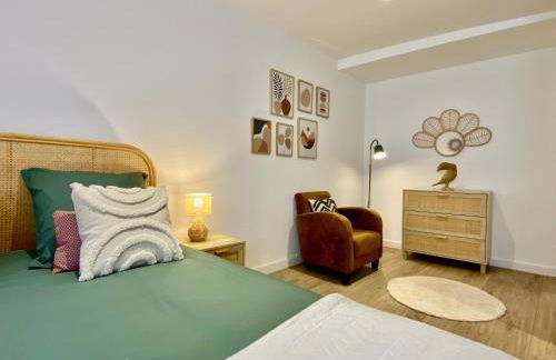 Montignac-Lascaux - Les Pierres De Lascaux - Foto 6