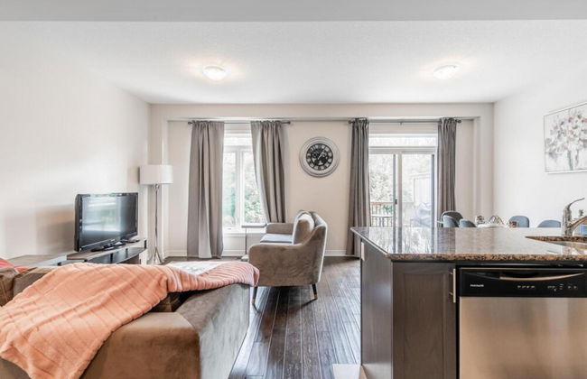 Lakeshore 3BR 2 5BA Townhome 1 min to the Beach - Photo 34