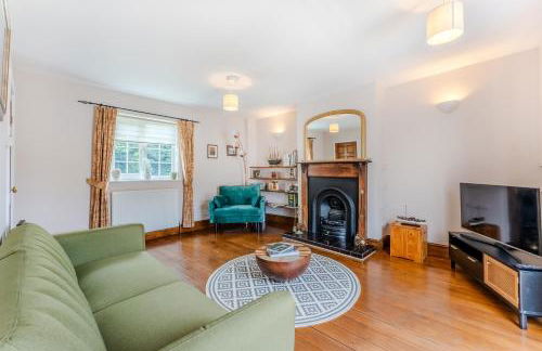 Charming 2 Bed Property - Photo 12