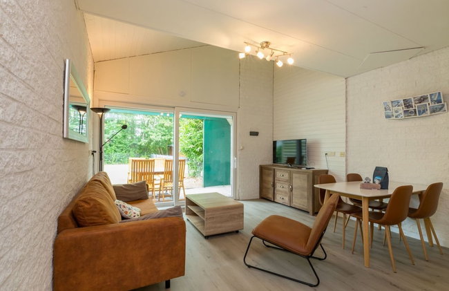 Nice Holiday Home in Quiet Park near Veerse Meer - Photo 1