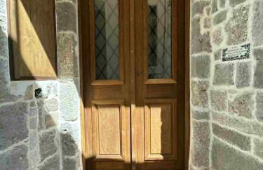 Nisyrian Memories- Traditional wood & stone house - Foto 1