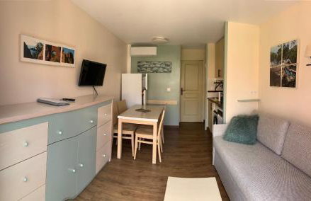 Cap Esterel 2 pièces Climatisé 4-5pers Piscines Parking Draps Wifi - Foto 3