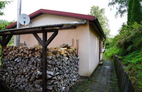 Ruhiges Ferienhaus am Waldrand mit Sauna und Kamin - Hellaberg II - Foto 28
