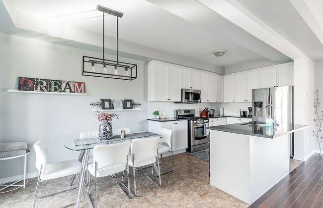 Luxury 3BR Townhome Private Gym BBQ - Photo 18