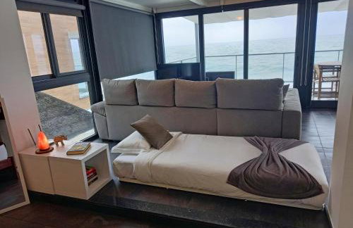 The Wave House - Seaside Haven - Photo 5