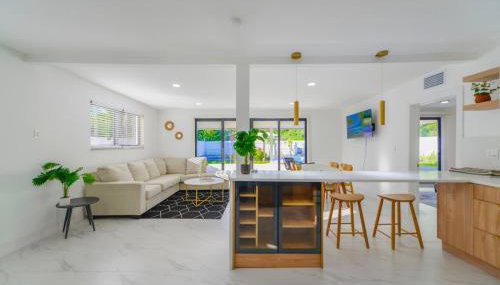 4BR North Miami Villa with Pool Patio Ping Pong - Foto 2