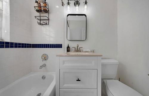 Escape to Newly Remodeled Home in the Heart Fort Lauderdale with Private Pool - Foto 30