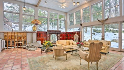 1 Mi to Lake Wallenpaupack: Spacious Poconos Villa - Foto 2