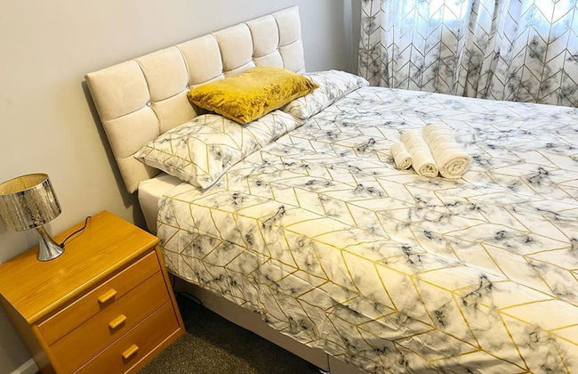 Remarkable 3-bed Apartment in Newport - Foto 2