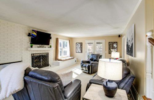 Near Lake Murray: Family Getaway w/ Screened Porch - Foto 5