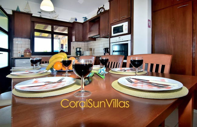 Nature - Direct To Sandy Beach, Impressive Villa, Quiet Area - Foto 40