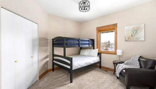 Great Falls Luxe Haven 4BR Gym Office and Hot Tub - Foto 3