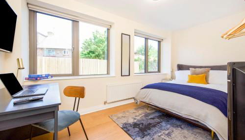 Prime Luxury, Heathrow, FreeParking, WiFi, Netflix - Foto 4