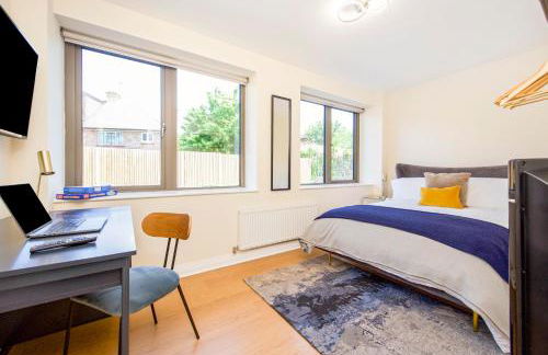 Prime Luxury, Heathrow, FreeParking, WiFi, Netflix - Foto 4