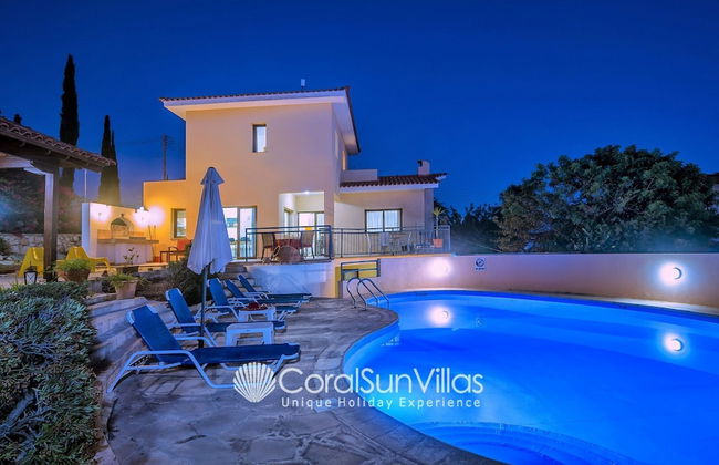 Large Pool & Garden, Billiard, Peaceful Area, Near to the Sea, Coral Bay Paphos - Foto 27