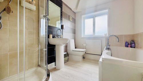 2 Beds, Entire Home, Spacious Bedrooms, Garden - Foto 5, Shower