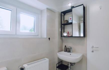 Garden View & private parking - Photo 28