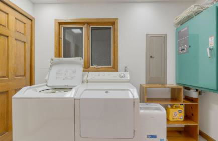 Bay Estate Luxe Waterfront Home w/ Private Pier, Main+guest House, Bay Views - Foto 70